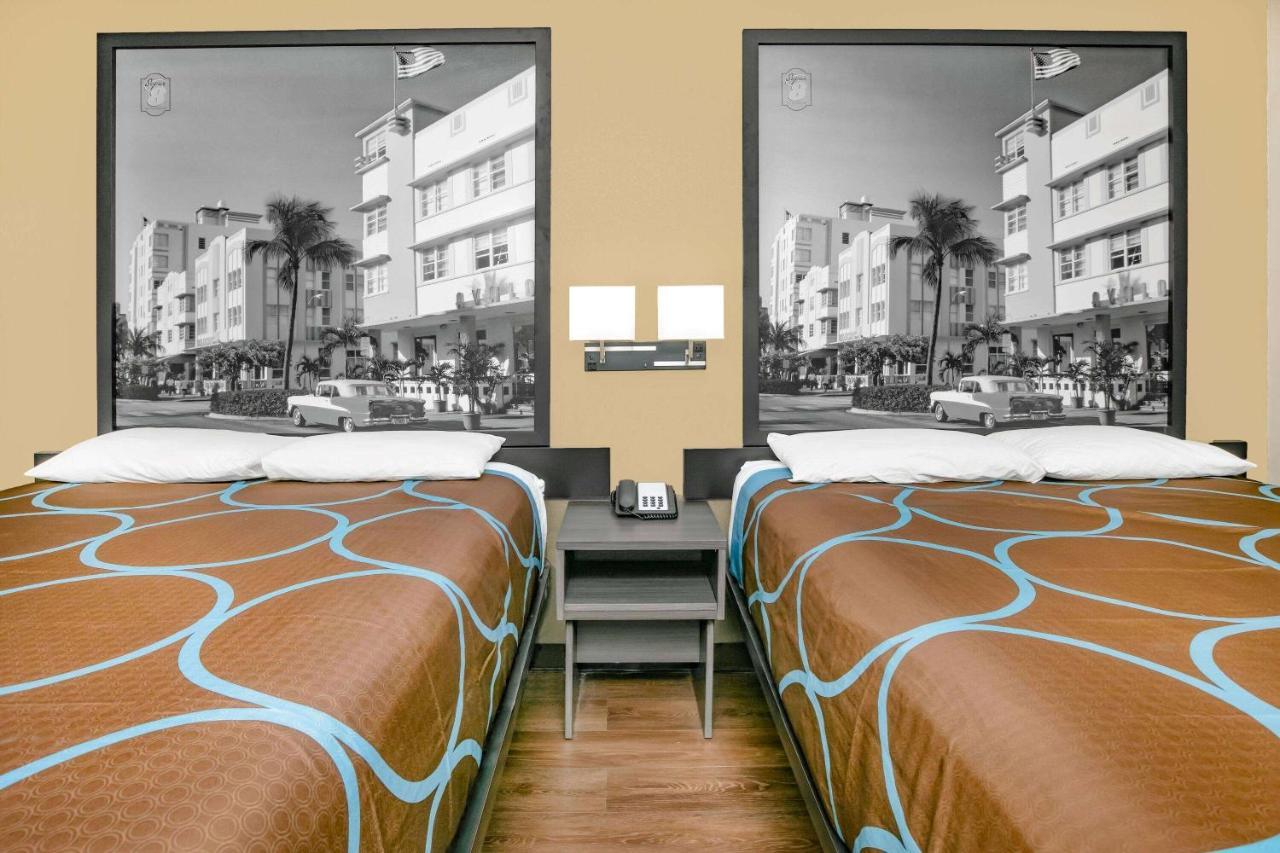 Super 8 By Wyndham Moss Point Motel Exterior photo